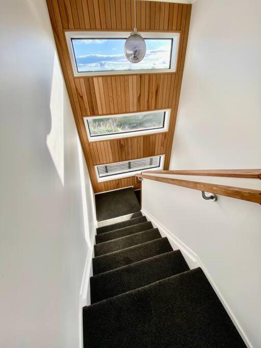 Morden Spacious New House Hamilton Luaran gambar