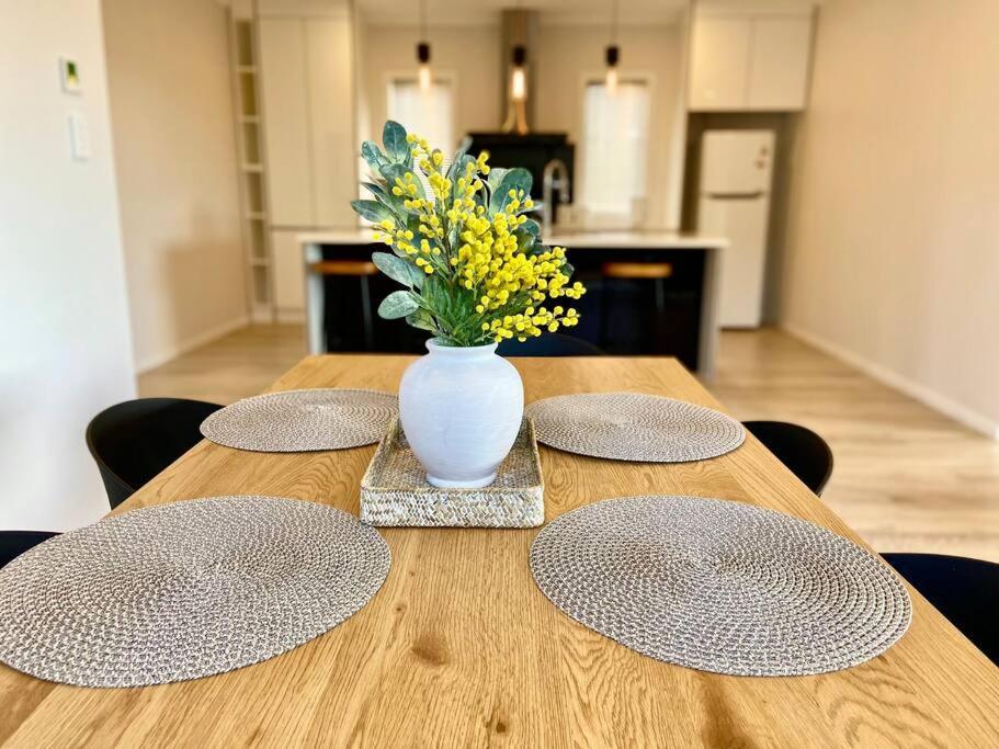 Morden Spacious New House Hamilton Luaran gambar